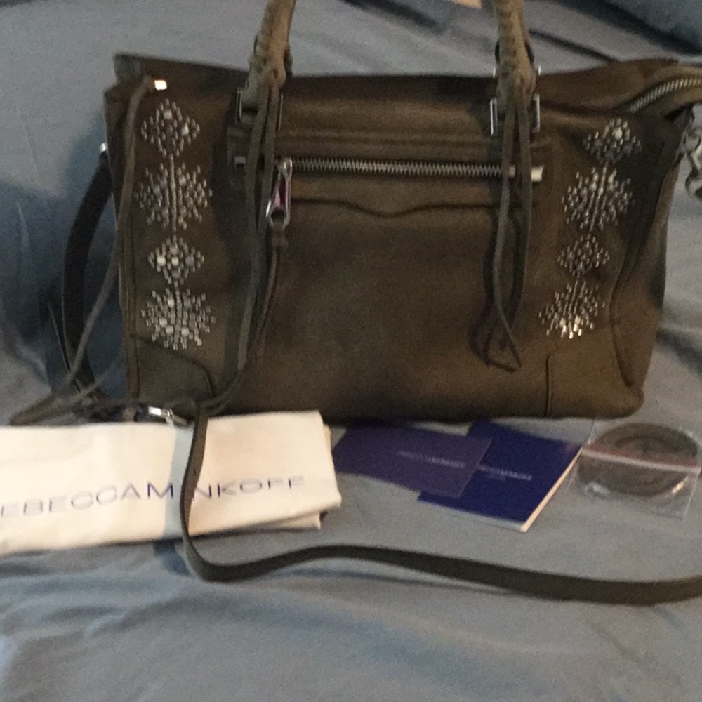 REBECCA MINKOFF REGAN SATCHEL 💞